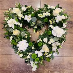 White &amp; Green Open Heart